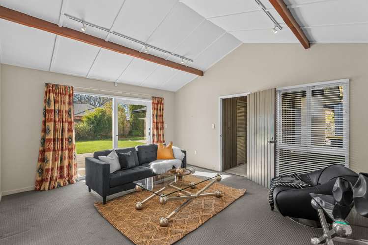 6 Kilmuir Lane Harewood_11
