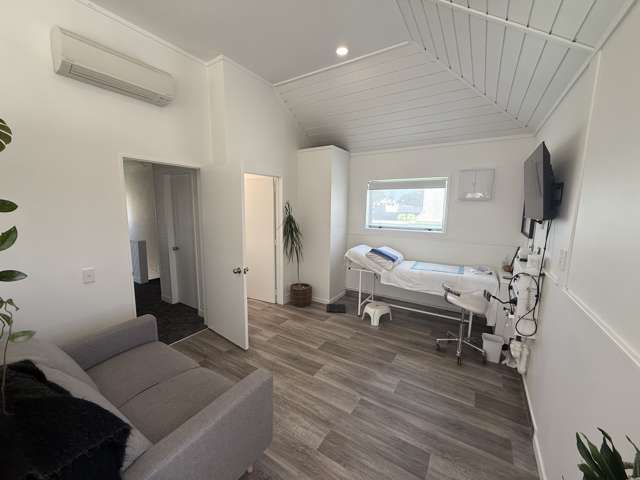 Level 1, 319 Cameron Road Tauranga Central_1