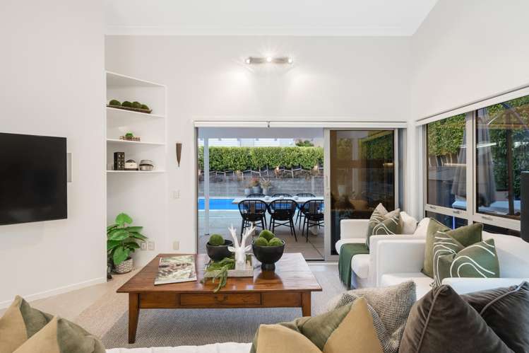 53 Manor Park Sunnyhills_13