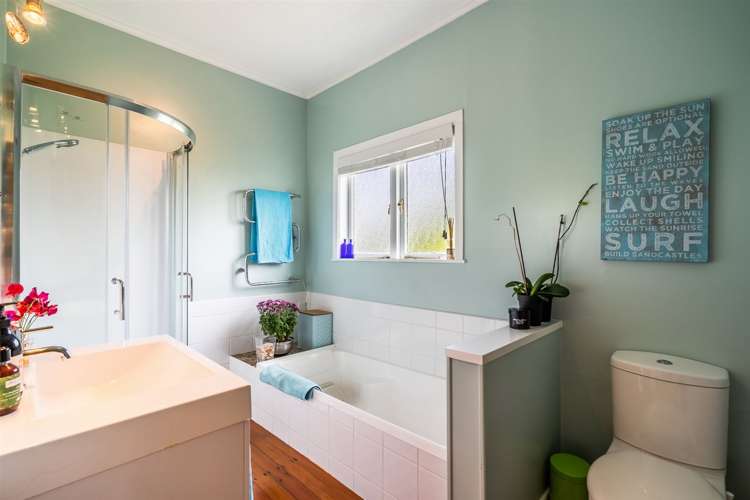 104 Beach Road Castor Bay_17