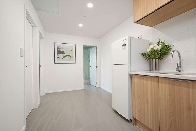 140D Hepburn Road Glendene_19