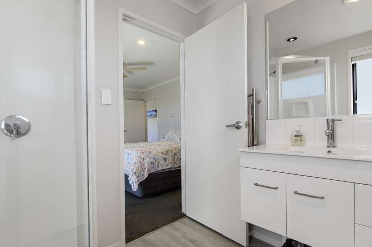 10 Ruba Way Ohauiti_12