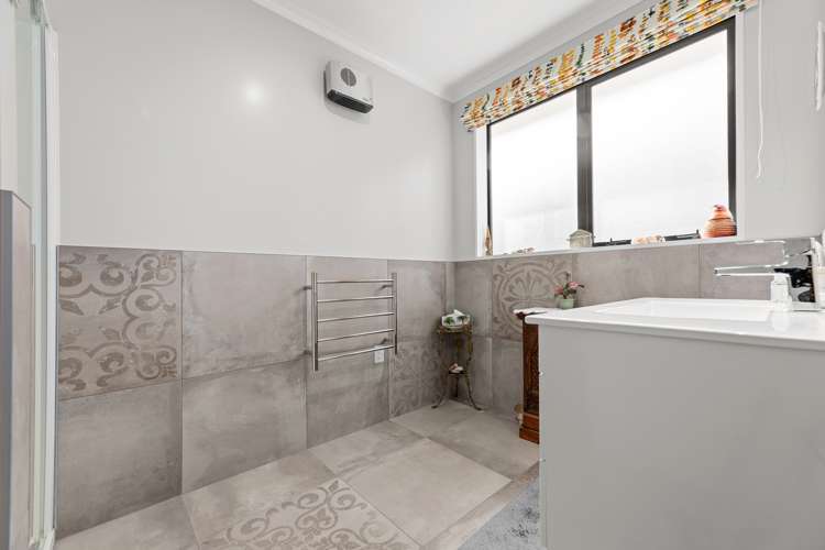 1 Corsair Crescent Burleigh_11