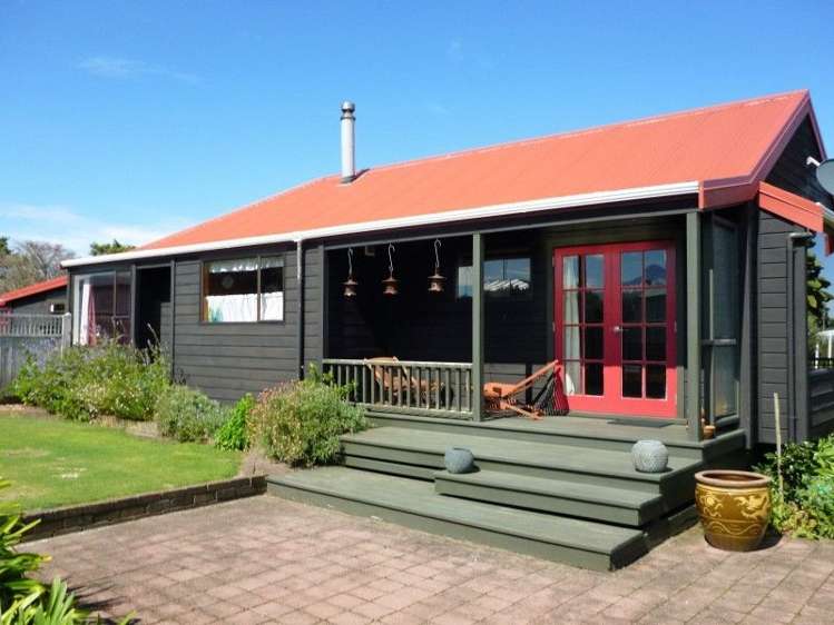 22 Pohutukawa Drive Opunake_1