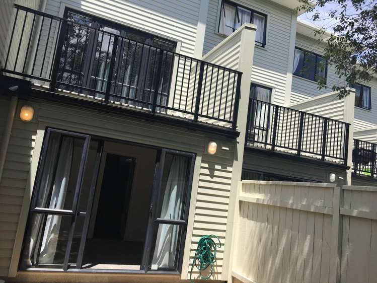 19/17 Lyon Avenue Mount Albert_10