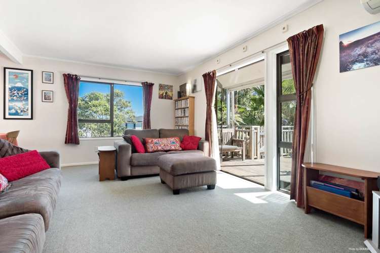 5 Newport Place Forrest Hill_8