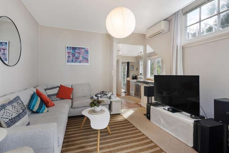 63 Sar Street Wadestown_17