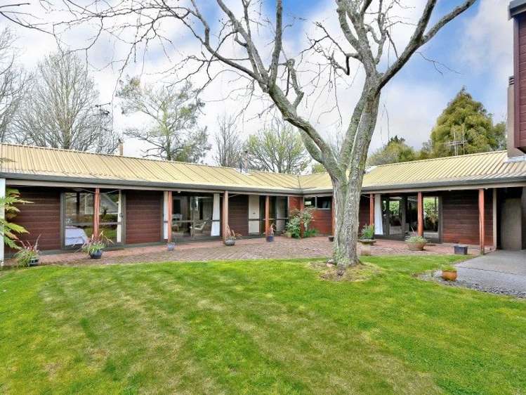 16 Brookview Court Queenwood_21