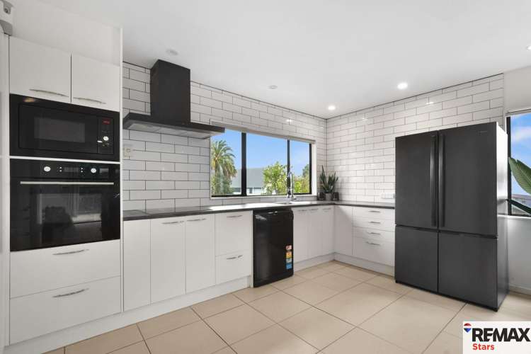 1/125 Victoria Street West Pukekohe_2