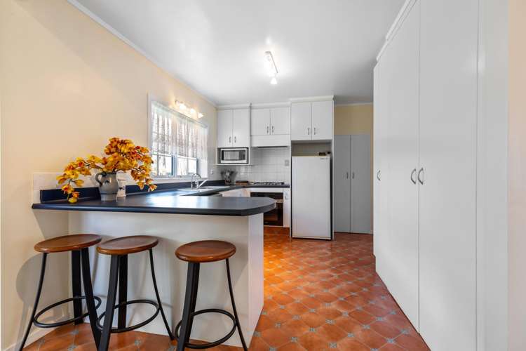 1 Matua Road Matua_15