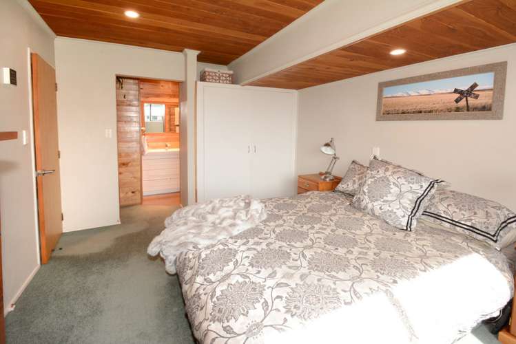 7 Wavy Knowes Drive Waldronville_9