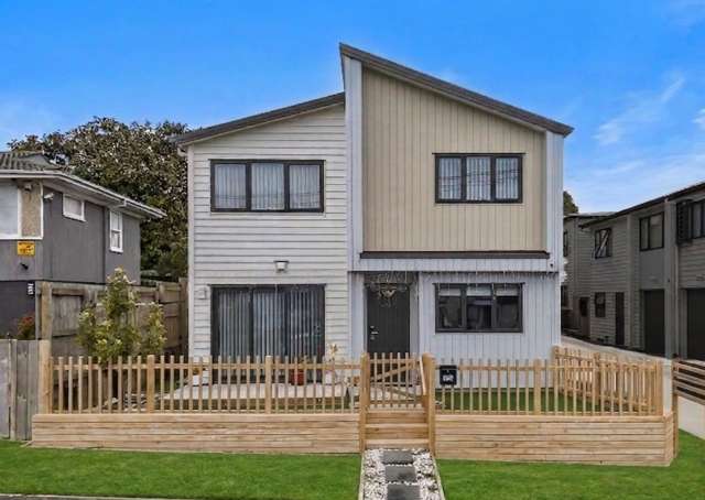 "Road-Front Standalone – Garage & More!"