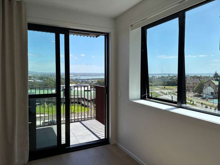 502/2B Te Ara Taurapa Point Chevalier_2