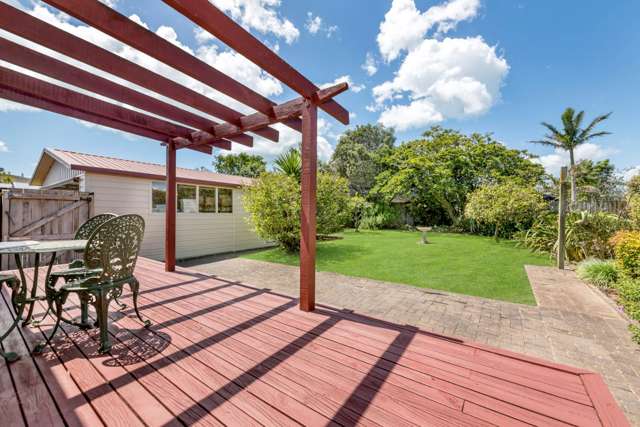 26 Puriri Road Beachlands_1
