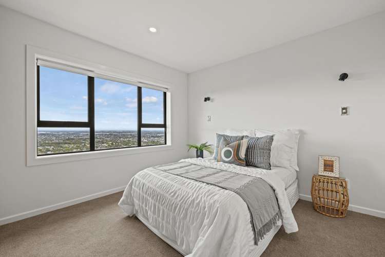 76 Huntsbury Avenue Huntsbury_13