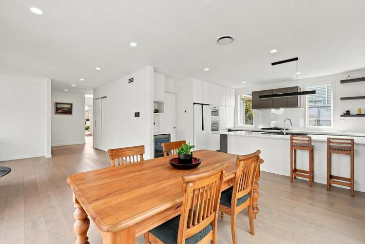 16 Milano Boulevard Karaka_8