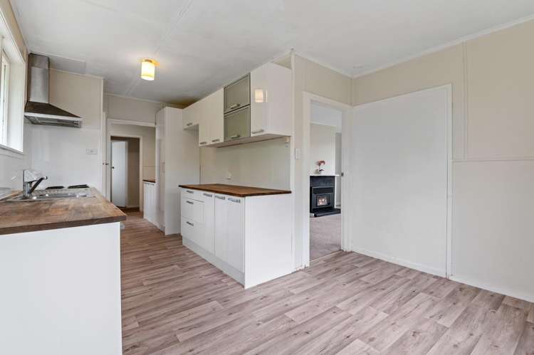 2a Manuka Crescent Hillcrest_3