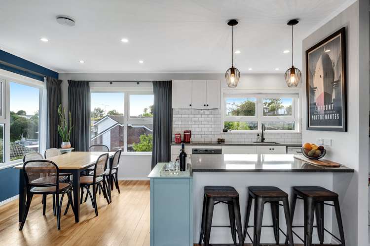 7 Beechdale Crescent Pakuranga Heights_5