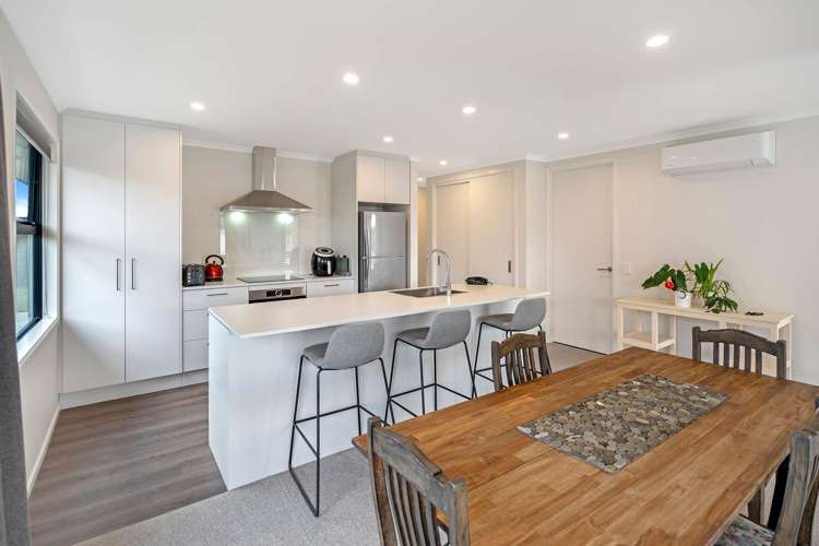 57 Woodley Road Richmond_6