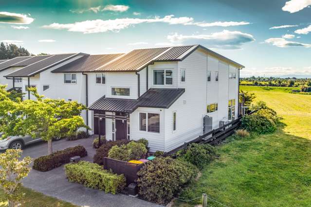 27 Dow Square Wigram_1