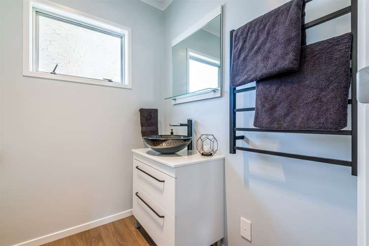 2/85 Eskdale Road Birkdale_18