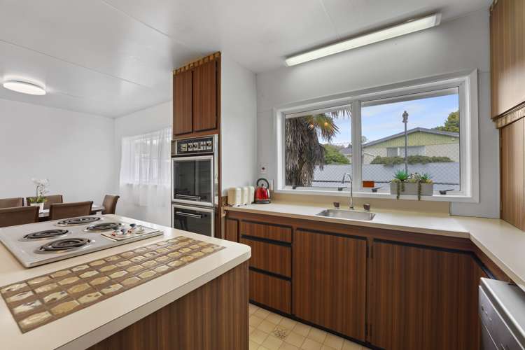 21 Hall Grove Ebdentown_8