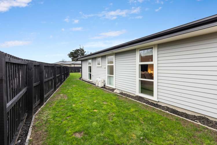 2 Olearia Lane Woodend_33