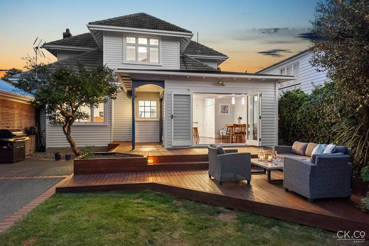 17 Saint Albans Grove Woburn_25