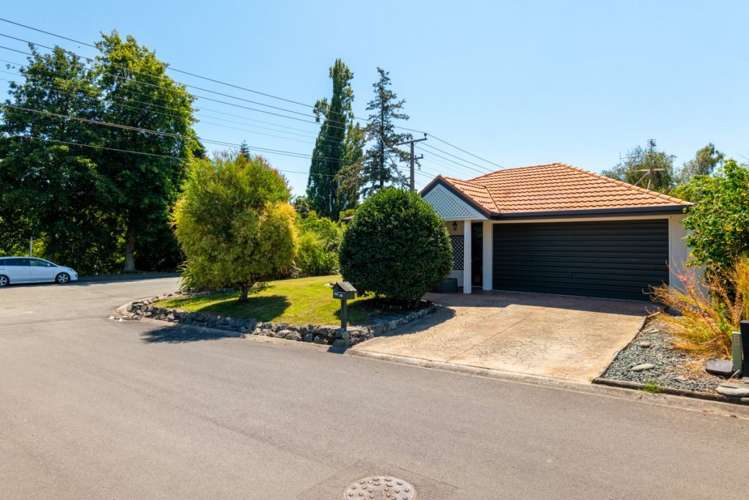 1 Parkview Place Stoke_5