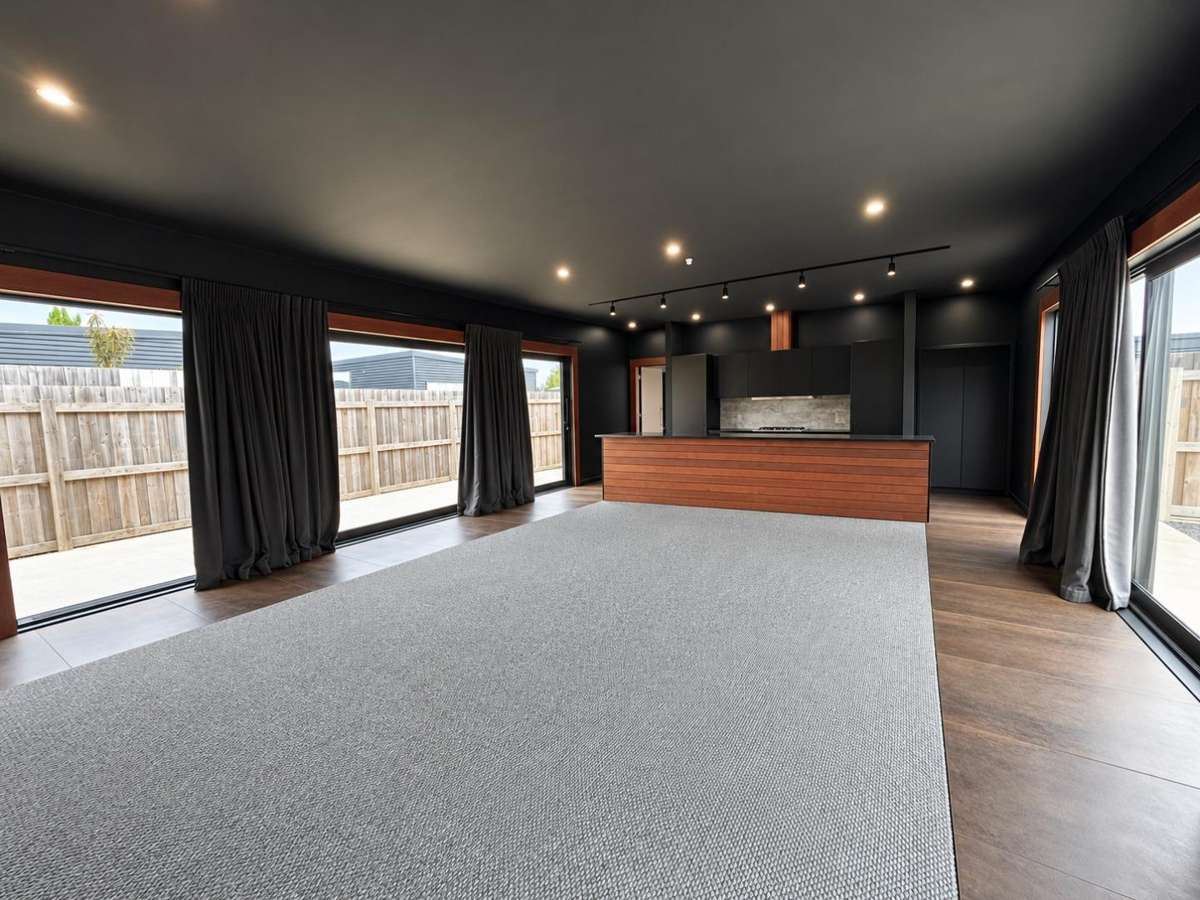 Beautifully presented low maintenance home 3