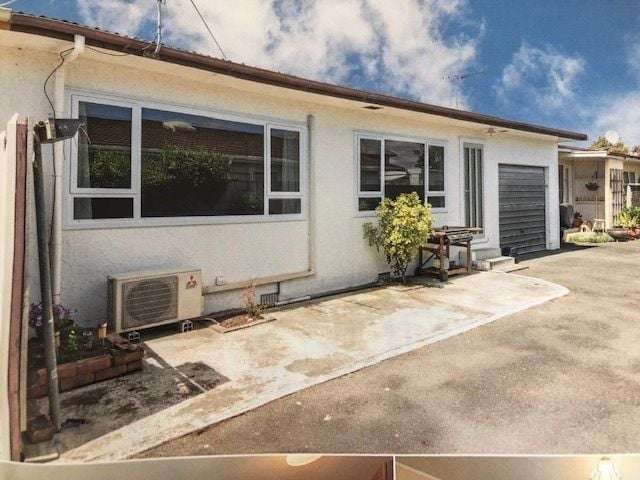 Lovely 2 Bedroom Unit