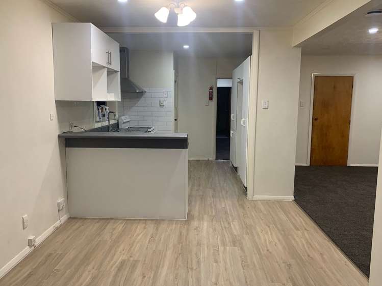 1 Wakefield Terrace Tawa_2