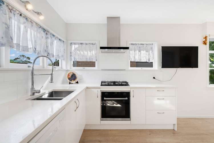 16 Belfast Street Hillsborough_30