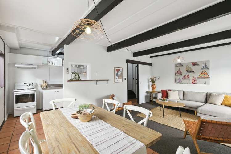 140 Akaroa Drive Maupuia_5