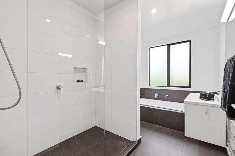 5 Greenfield Lane Stoke_11