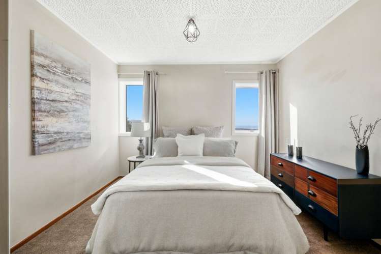 125 Forfar Street Clyde Hill_32