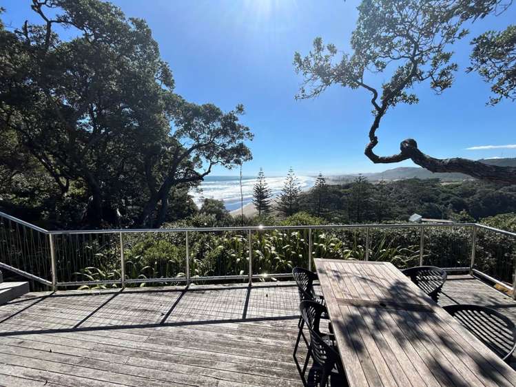 1 Waitea Road Muriwai_2