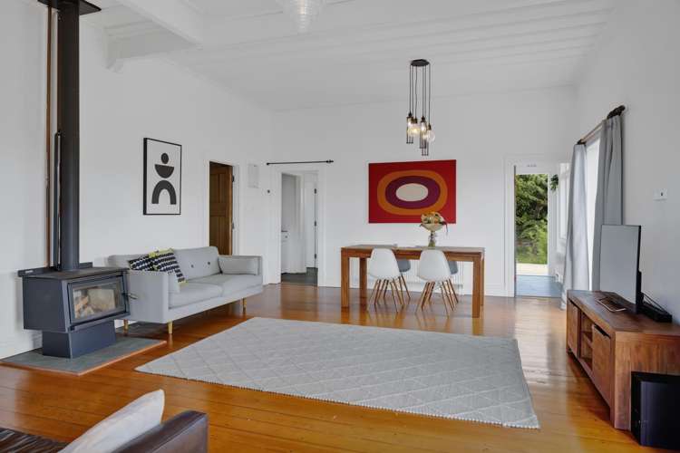 602 Pembroke Road West Stratford_5