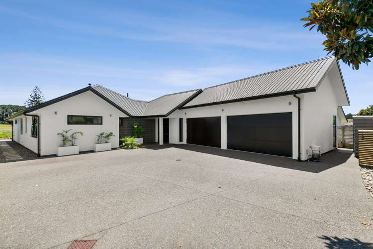 49b Links Drive Waiwhakaiho_25