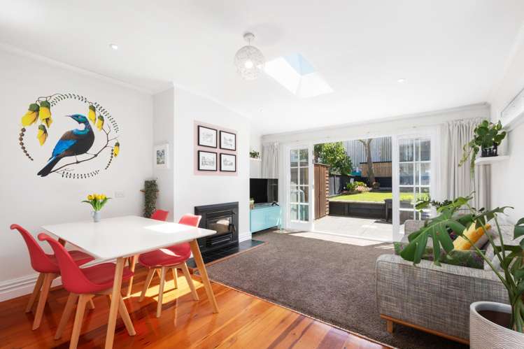 13 Milton Street Berhampore_8