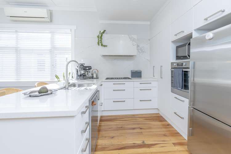 8 Pine Street Mount Eden_5