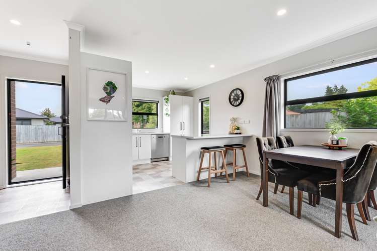 14/11 Errol Close Burbush_16