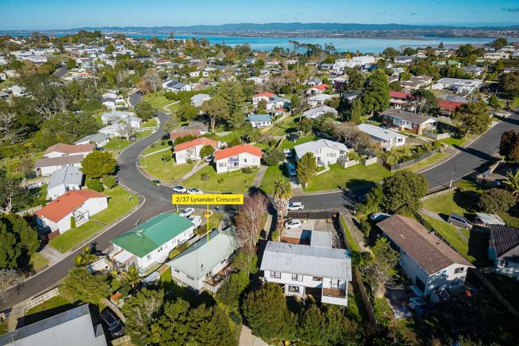 37A Lysander Crescent Beach Haven_14