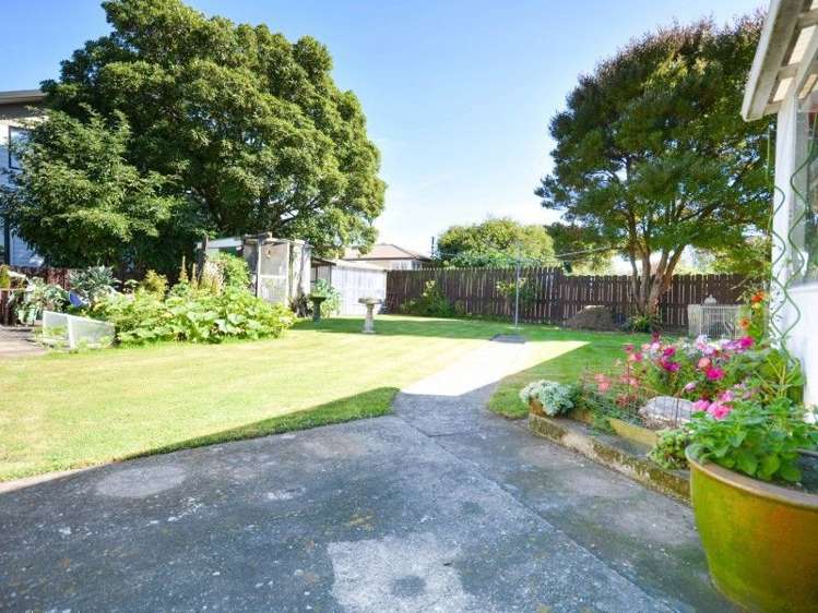 22 Burden Street Redwoodtown_13