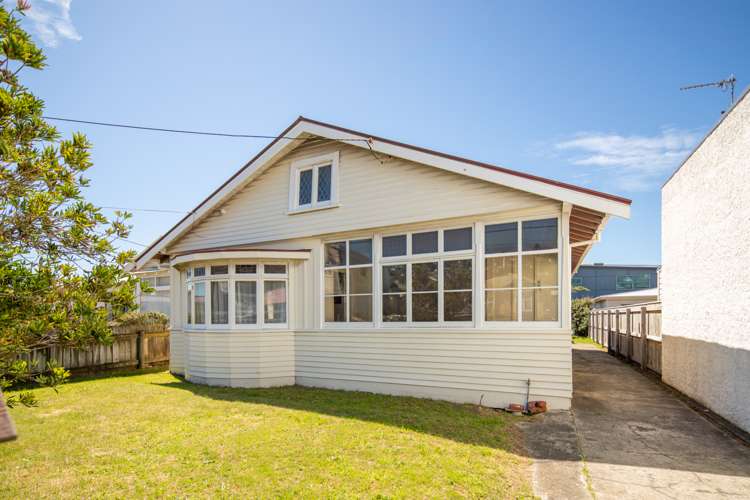 153 Onepu Road Lyall Bay_11