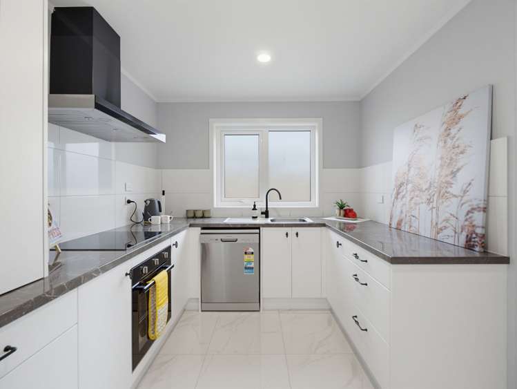 2/6 Dominion Rd Nawton_9