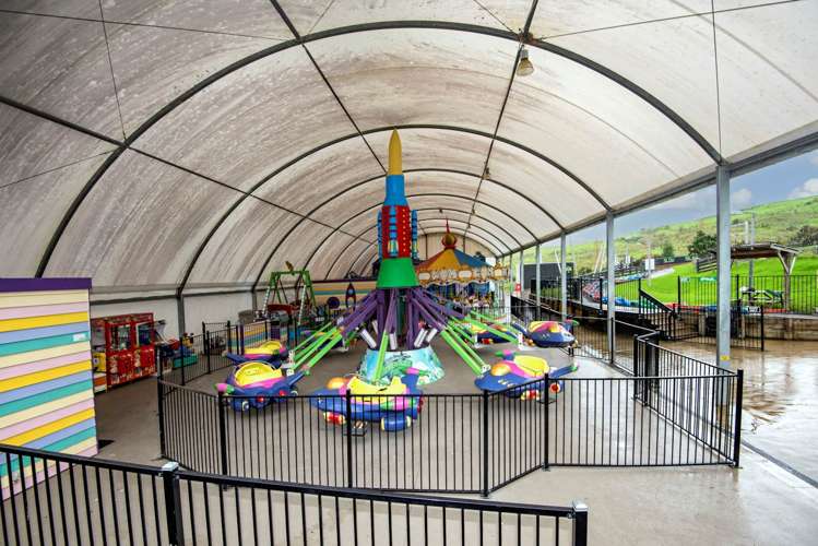 2104 East Coast Road Stillwater_12