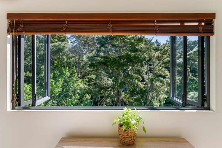 1/12 Herons Way Northcote_10