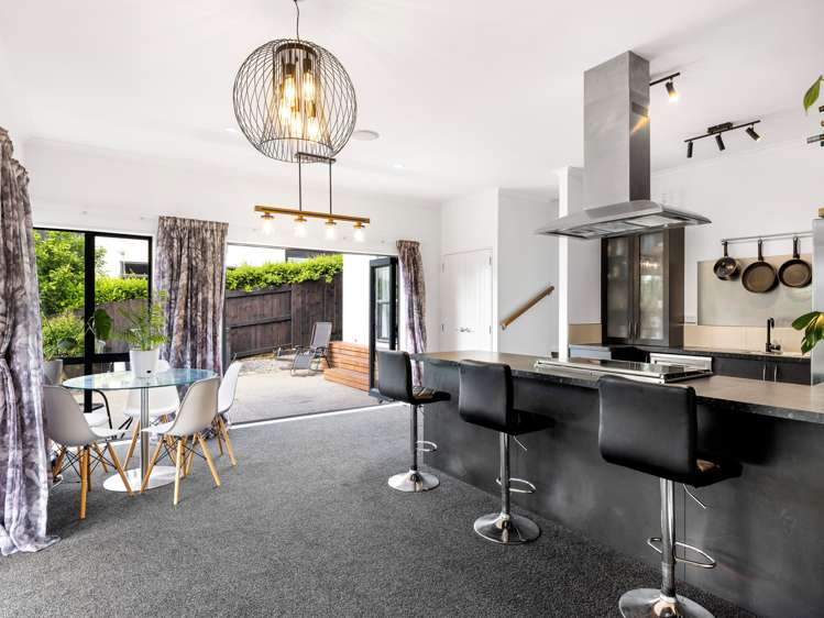 15 Riddington Rise Ohauiti_9