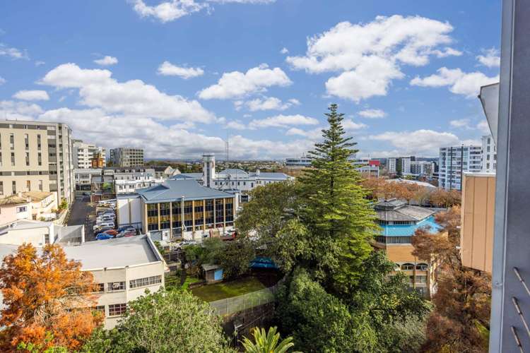 10E/8 Scotia Place Auckland Central_9